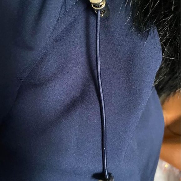 Brand New with Tag IVANKA Trump winter coat with WATER PRROOF AND removable hood - Picture 4 of 5